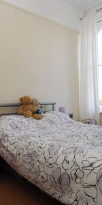Napier Terrace, Flat 2, Plymouth - Photo 3