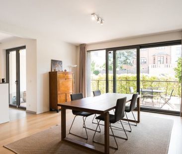 Appartement te huur in Ukkel voor € 1.750 met 2 slaapkamers - Photo 3