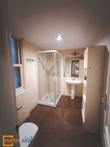 Piso de alquiler en Gran Vía, Barrio del Centro - Photo 5