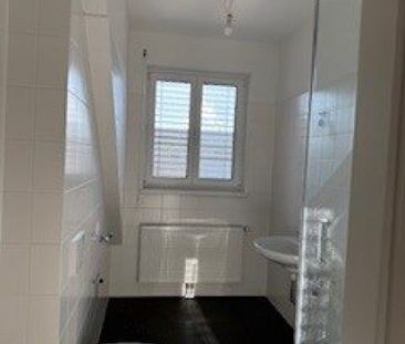 Klein aber fein: Charmante, lichtdurchflutete Dachgeschoßwohnung in... - Photo 5