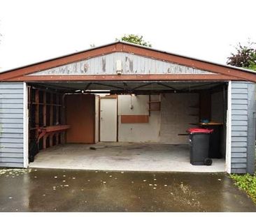 Your new family home Awaits!! - Photo 5