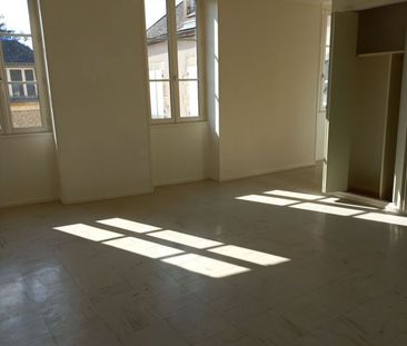 Appartement T2 dans belle petite résidence en coeur de ville de Clamec - Photo 3