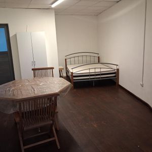 Location Appartement 1 pièce Meublé 25m² ST PIERRE 97410 - Photo 2