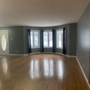 Grand condo 3 1/2 + - Photo 2