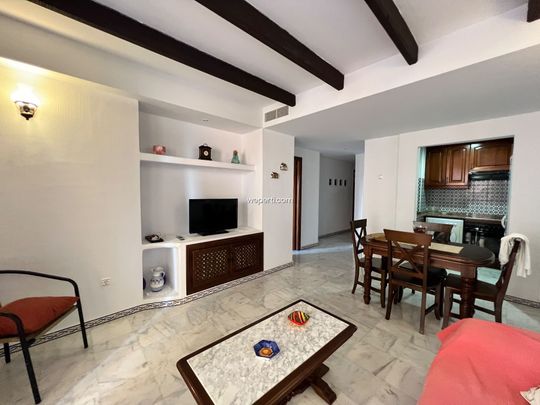 Apartment in Torrevieja, Playa de los Locos, for rent - Photo 1