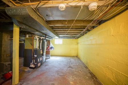 For Lease - 4046 Main Street, Niagara Falls, Ontario - Photo 3