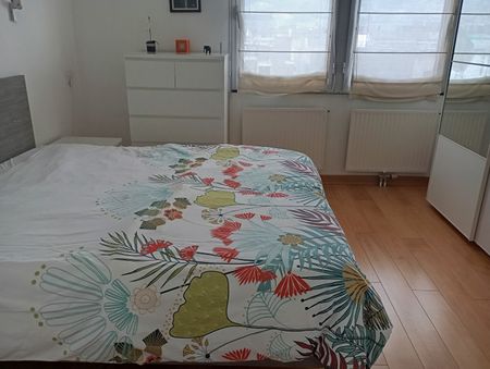 Location Appartement 4 pièces 89m² - Photo 5