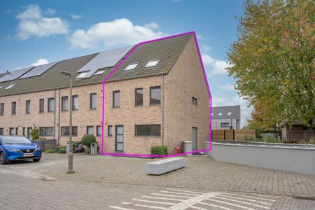 Woning met 6 slpk, zonnige tuin en parkeerplaats - Foto 4