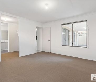 Hassle Free Modern Living - Photo 2