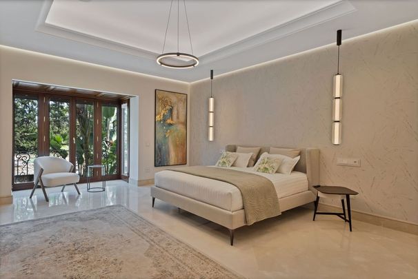 6 room luxury Villa for rent in Marbella, Spain - Photo 1