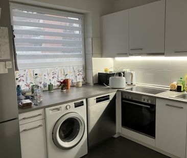 ++ Charmante 2 Zimmerwohnung+ EBK + Vollbad + Balkon ++ - Photo 4