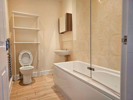 Green Street, Sandbach, CW11 - Photo 2