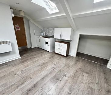 Studio to rent - Photo 2