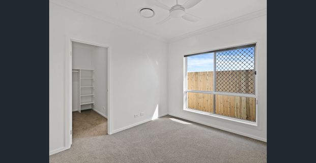 Modern Family Living in Ridgeview – Ducted A/C | Study | Walk to Parks - Photo 1