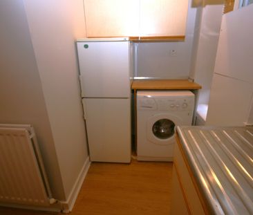 Carlibar Road, 1 Bed Unfurnished Apartment, Barrhead – Available 19... - Photo 3
