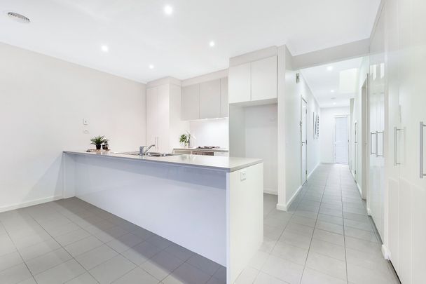 35 Brunton Crescent, Mulgrave - Photo 1