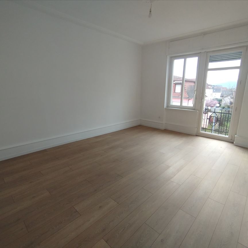 Location Appartement 3 pièces 83m² - Photo 1