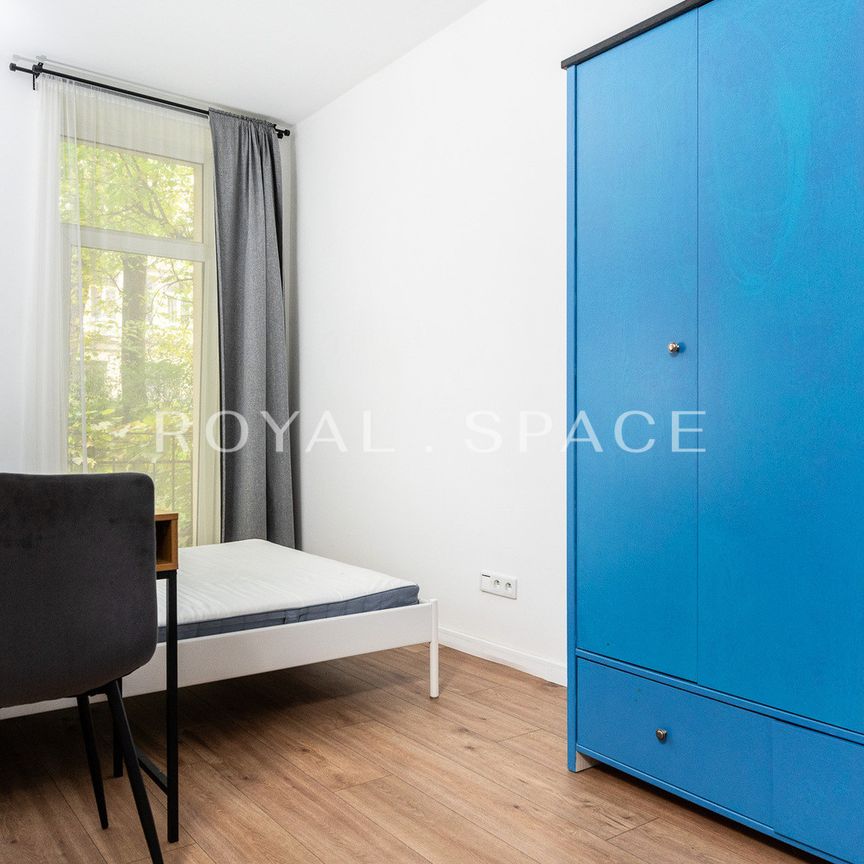 Przytulna kawalerka niedaleko ul. Lubicz - Zdjęcie 1