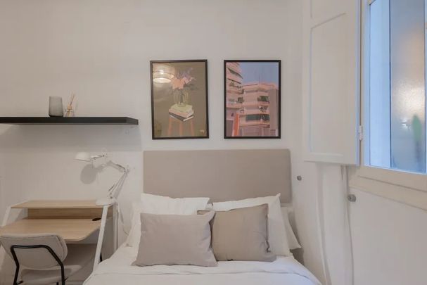 Avinguda de Jacinto Benavente, Valencia, Valencian Community 46005 - Photo 1