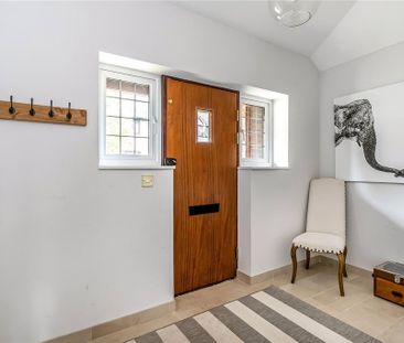 4 bedroom detached house to rent - Photo 5