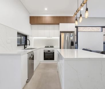 Modern Two Bedroom Home with Premium Finishes & Outdoor Entertaining - Photo 2
