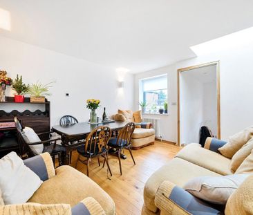 2 bedroom terraced house to rent - Photo 4