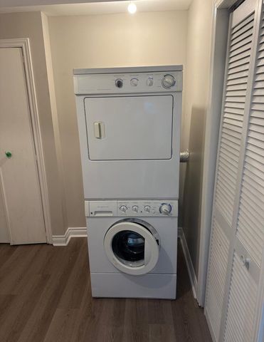 For Lease - 5415 Longford Drive, Mississauga, Ontario - Photo 2