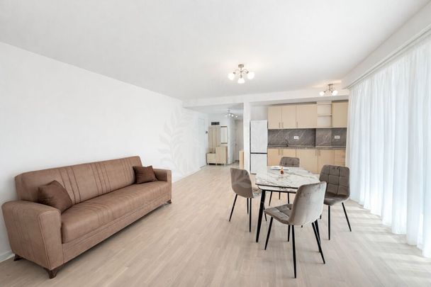 Apartament 3 camere, prima închiriere, ultracentral/ - Photo 1
