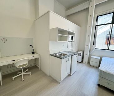 Stylish One Bedroom in Broadway - Photo 4