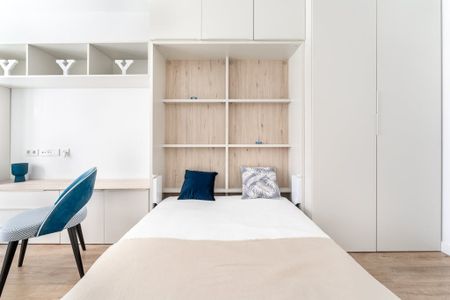 Calle de Teruel, Madrid, Community of Madrid 28020 - Photo 3