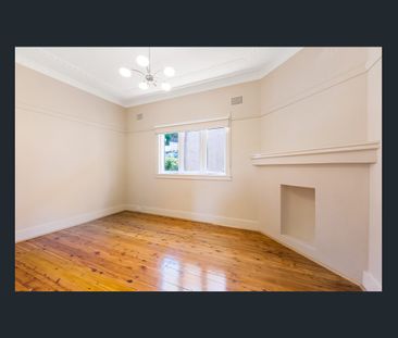 SPACIOUS DECK & GARDEN! - Photo 3