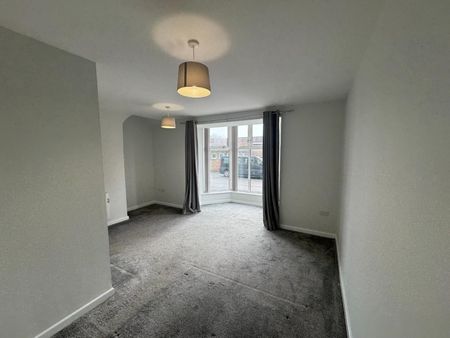 2 bedroom Flat To Let - Photo 4