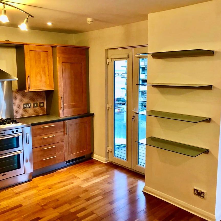 2 Bed Flat, Portland Gardens, EH6 - Photo 1