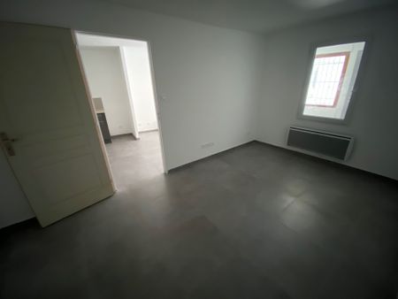 Appartement 2 pièces 44m² Nîmes centre - Photo 2