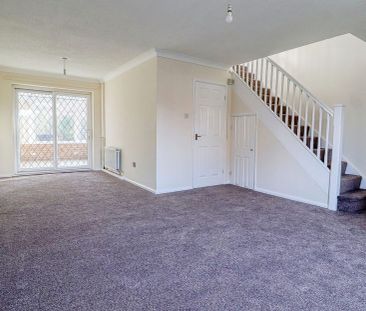 Luneburg Place, Scunthorpe - Photo 1