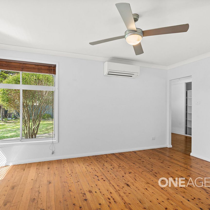 COMFORTABLE HOME IN NOWRA WITH PRACTICAL FEATURES - Photo 1