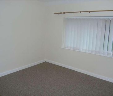 Downham Avenue, Culcheth, WA3 - Photo 3