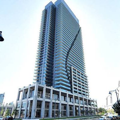 Stunning 1 Bed, 1 Bath & Parking on Lakeshore and Parklawn - Photo 3