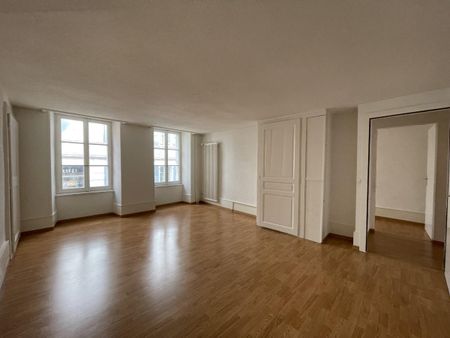 Appartement en plein centre - 1er loyer offert - Photo 2