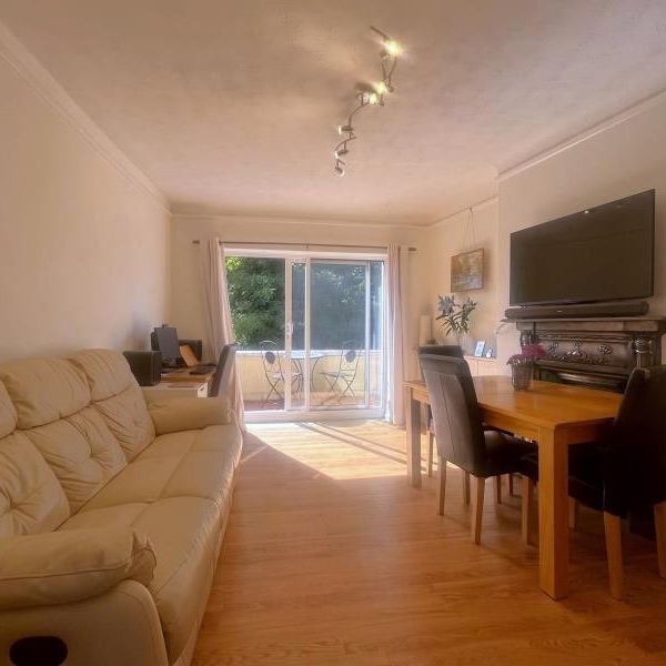 3 bedroom flat to rent - Photo 1