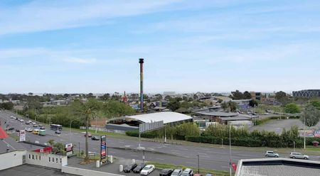Modern 2-Bedroom, 2-Bathroom Apartment in Prime Manukau Location - Photo 2