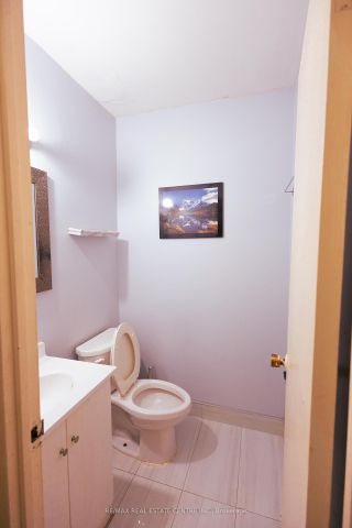 For Lease - 3025 THE CREDIT WOODLANDS N/A Unit# 250, Mississauga, Ontario - Photo 2