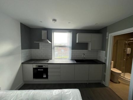Studio Flat, Rimrose Road, L20 - Photo 3