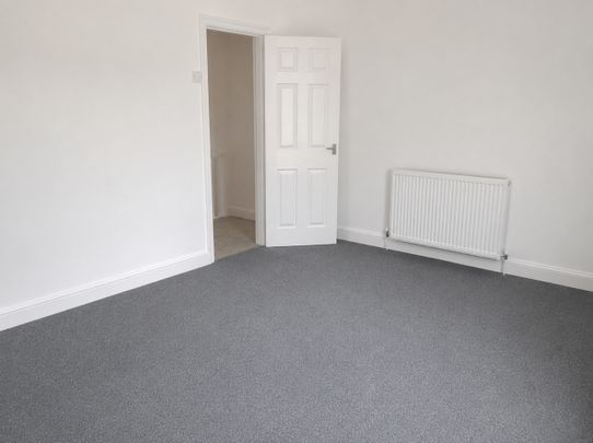 2 Bed Terraced House, Bianca St, L20 - Photo 1