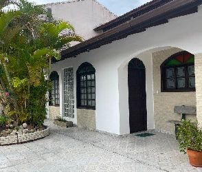 Rua Itapeva, 45, Florianópolis - Photo 1
