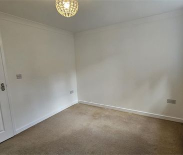 9 Usher House, Abbeygate Court, March - Photo 3