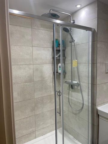 Room in a Shared Flat, Boardwalk Place, E14 - Photo 5