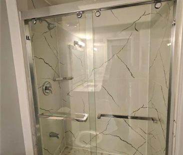 28 CROSSMORE Crescent - Photo 4