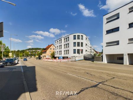 Exklusives Stadthaus Leonberg: 3 Zimmer Überdachte Loggia bodentiefer Dusche - Foto 2