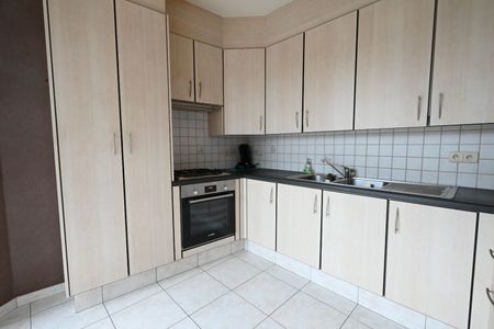 Te huur: Gelijkvloers appartement in Ardooie met carport! - Foto 4